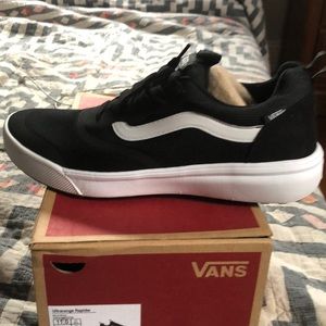 Vans Ultrarange Rapid- Men’s 11